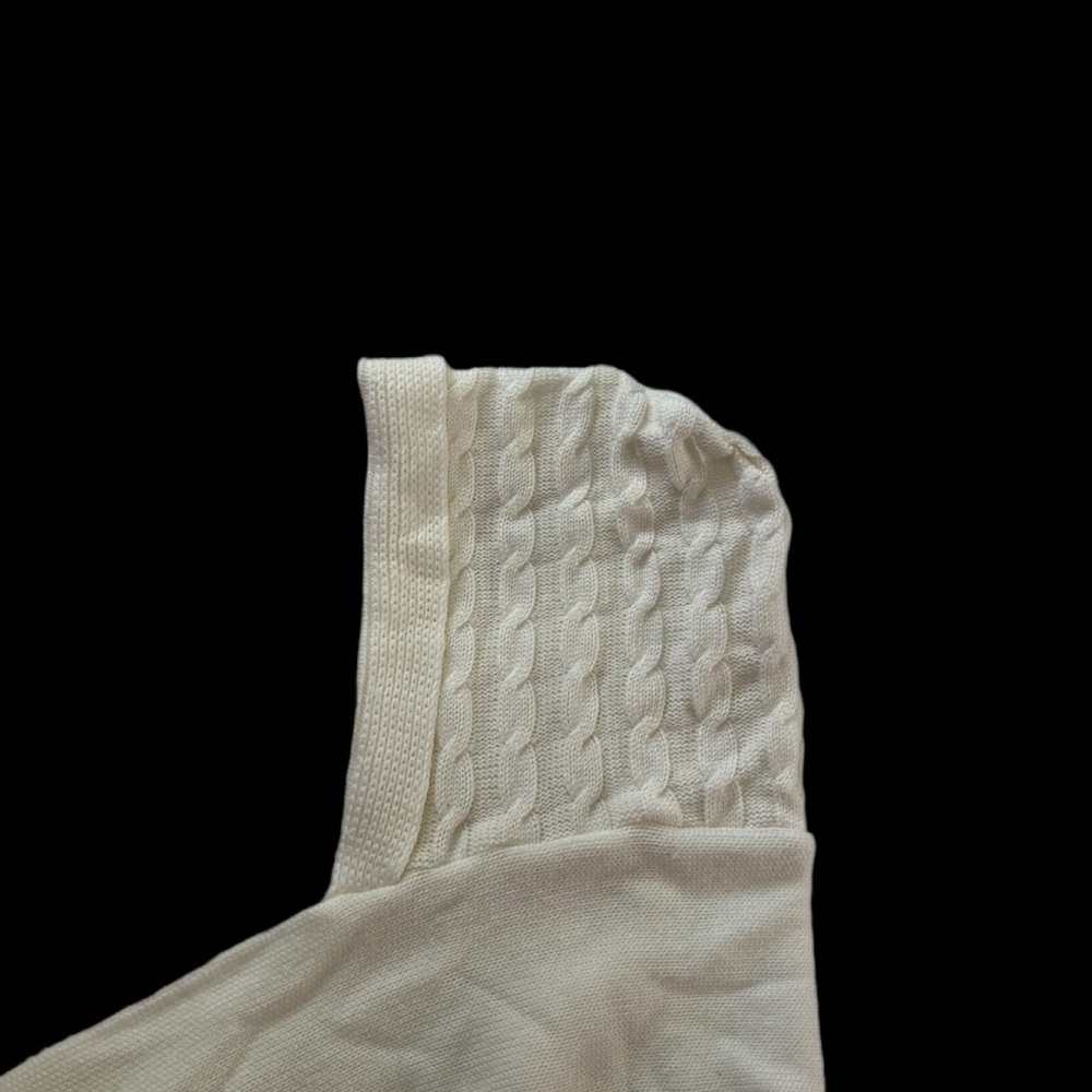Cozy White Winter Scarf - Picture 4 of 9